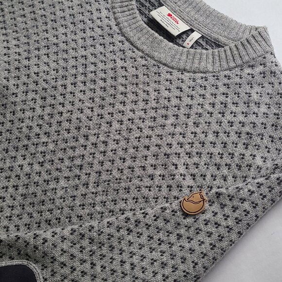 Fjallraven Ovik 100% Wool Nordic Sweater Sz Medium Elbow Patch Raglan Sleeves - Picture 1 of 15